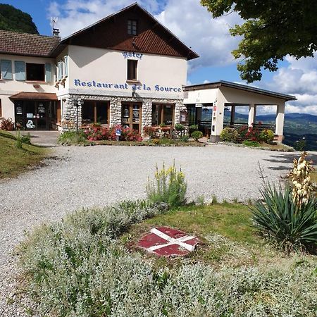 La Source Jacquet Depuis 1954 Hotel Et Studio Saint-Jean-de-Chevelu Екстер'єр фото